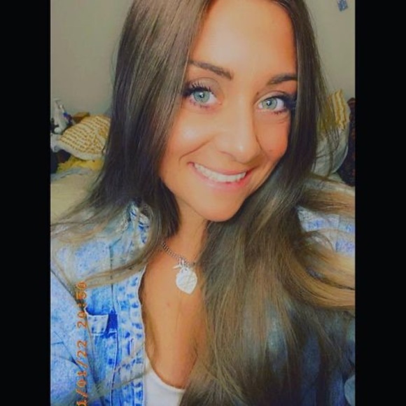 Meet your Posher, Marissa - Picture 1 of 1